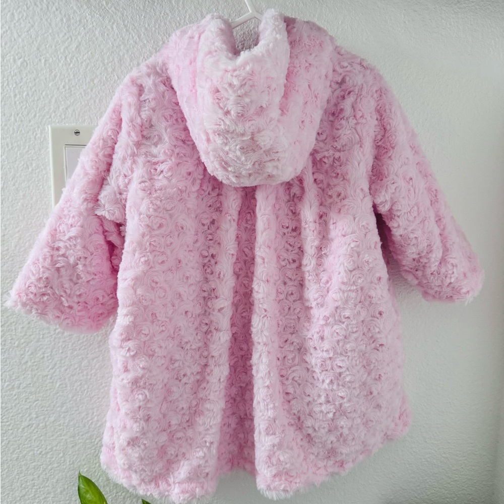 Fluffy Pink Hooded coat